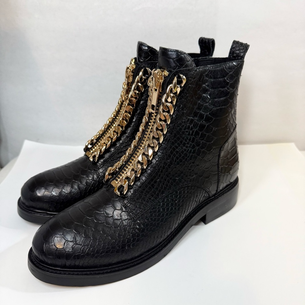 Jeffrey Campbell Damon Z Snake Embossed Gold Chain Boots SZ 8